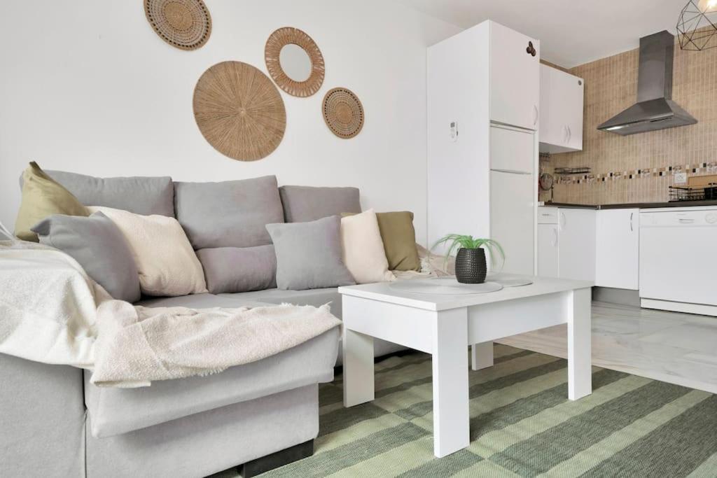 Duplex Con Vistas Al Mar, Piscina Y Gimnasio - Las Abejeras 226 Estepona Exteriör bild